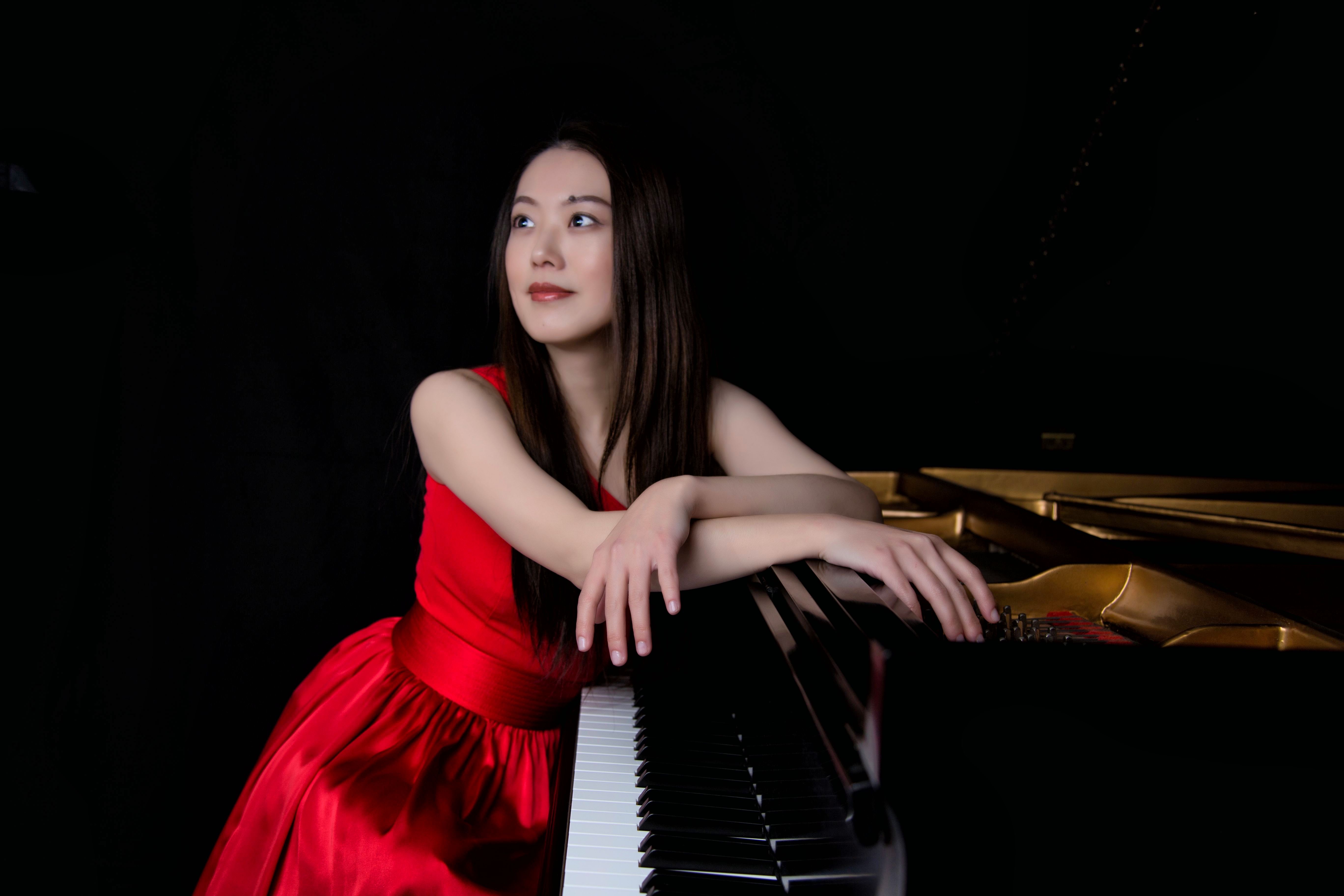 董婧杨 Jingyang Dong